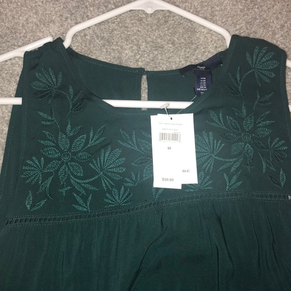 GAP vest top - Picture 2 of 4